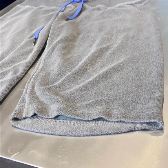 LuLu Lemon Terry Shorts - Picture 5 of 6